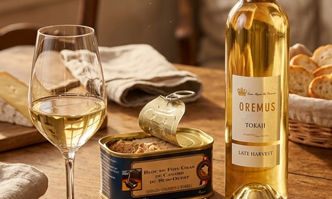 THE ULTIMATE INDULGENCE: A SYMPHONY OF GOLD AND SILK