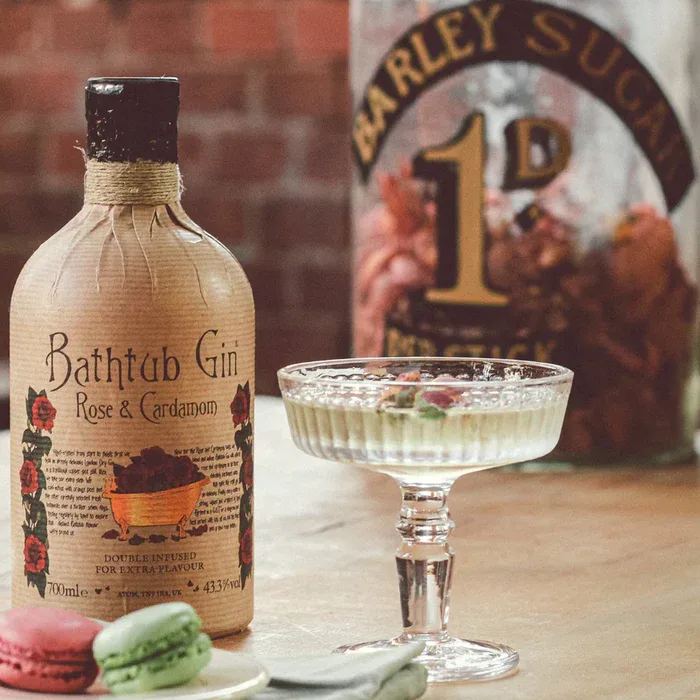 Ableforth's Bathtub gin - Rose & Cardamom thumbnail 3