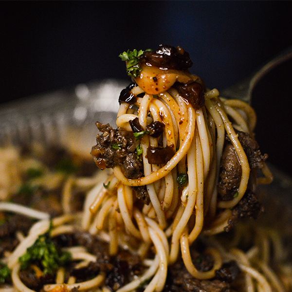 Santai Borneo Black Chili Oil thumbnail 4