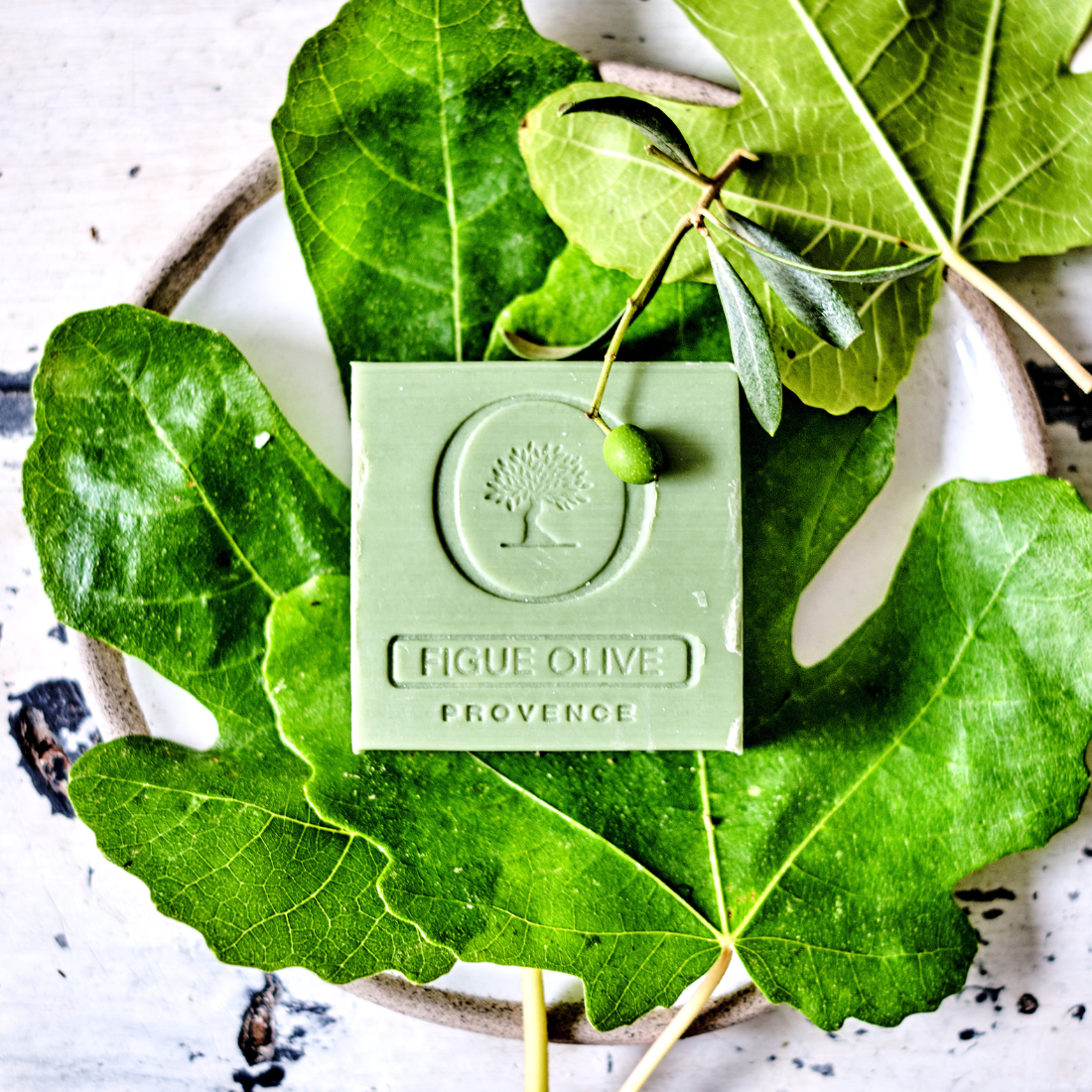 Oliviers & Co Natural Fig & Olive Soap 1