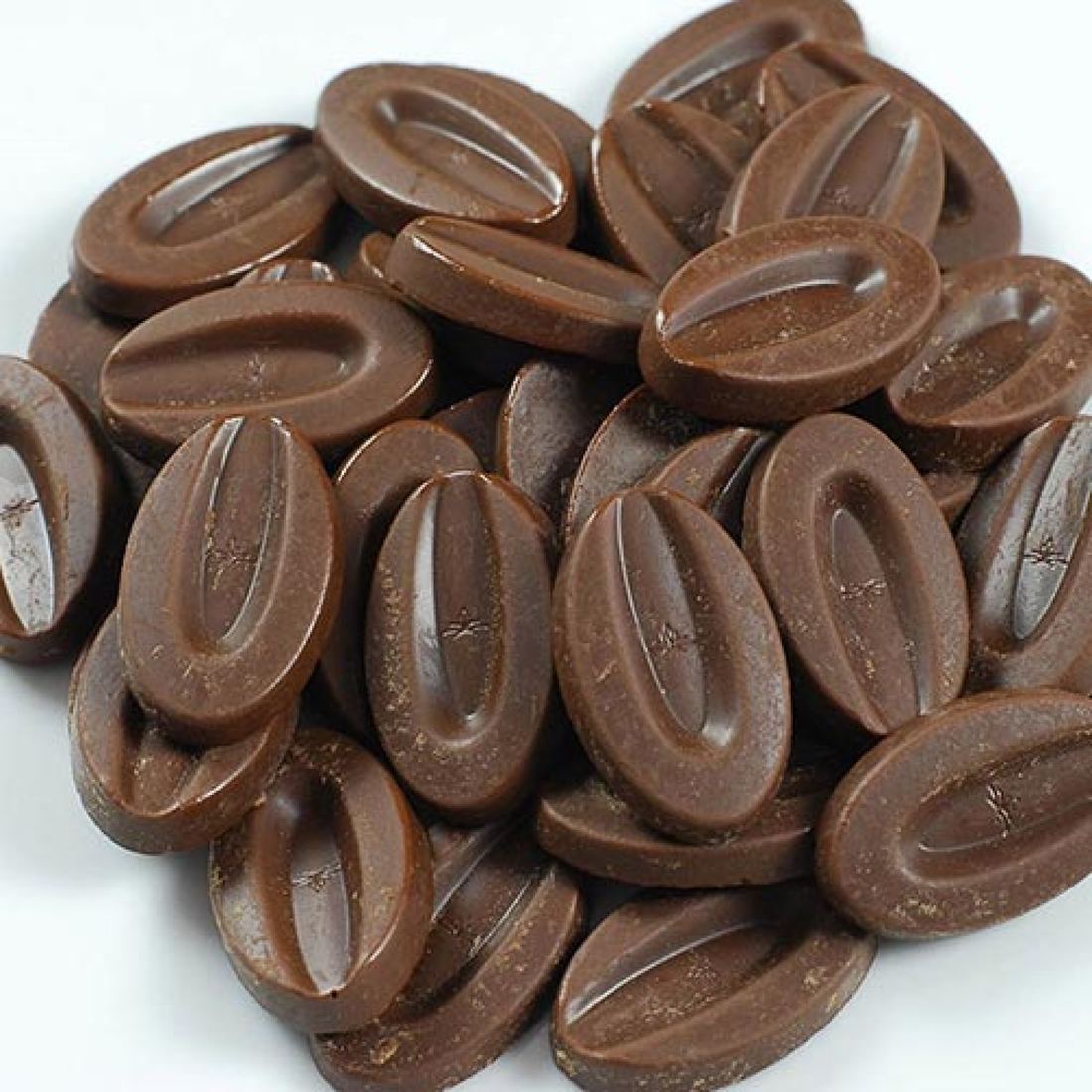 Valrhona Grand Cru Dark Caraibe 66% Beans thumbnail 2