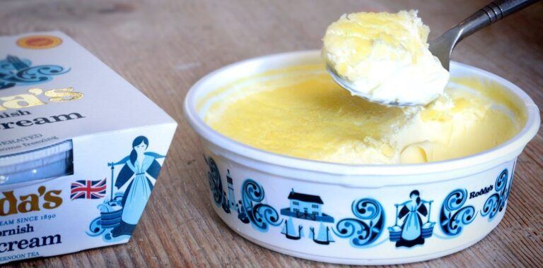 Rodda’s Cornish Clotted Cream PDO thumbnail 3