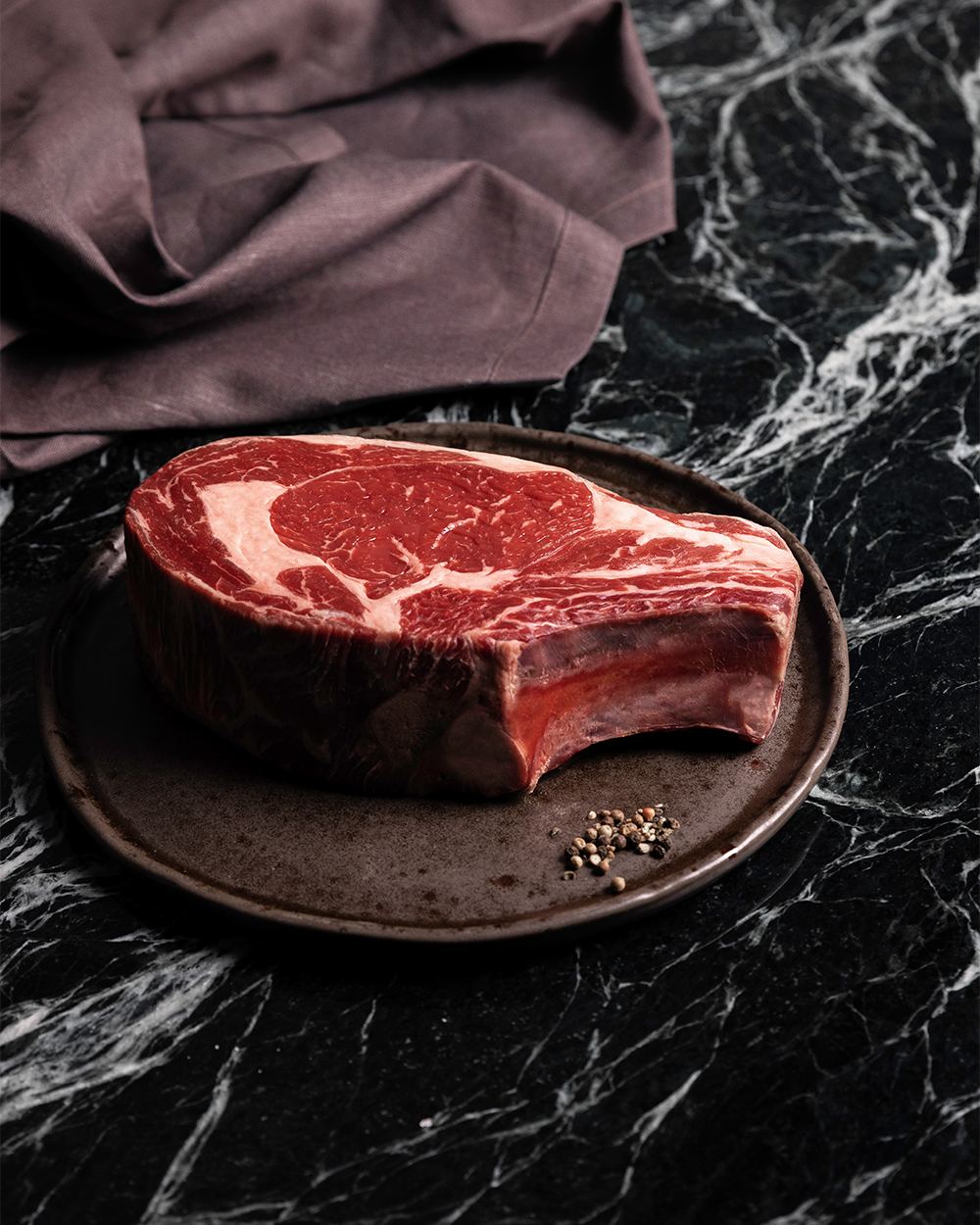30 Days Dry Aged Angus Aberdeen Scottish IGP Bone-in Ribeye by Metzger Frères and McIntosh Donald's thumbnail 2