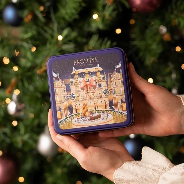 Angelina Crispy Crepes with Milk Chocolate Christmas Square Box thumbnail 2