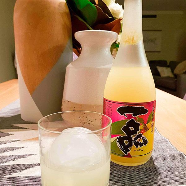 Ippin Yuzu Sake thumbnail 2
