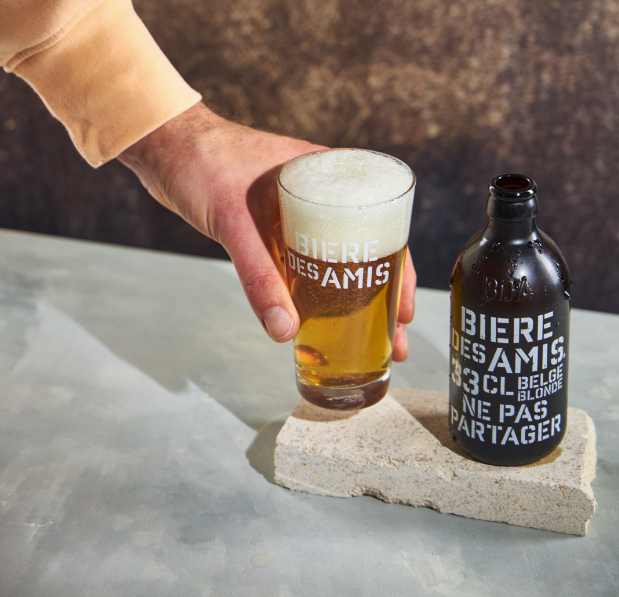 Bière des Amis Blonde 5.8% thumbnail 2