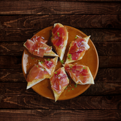 Pan Tumaca Con Jamón