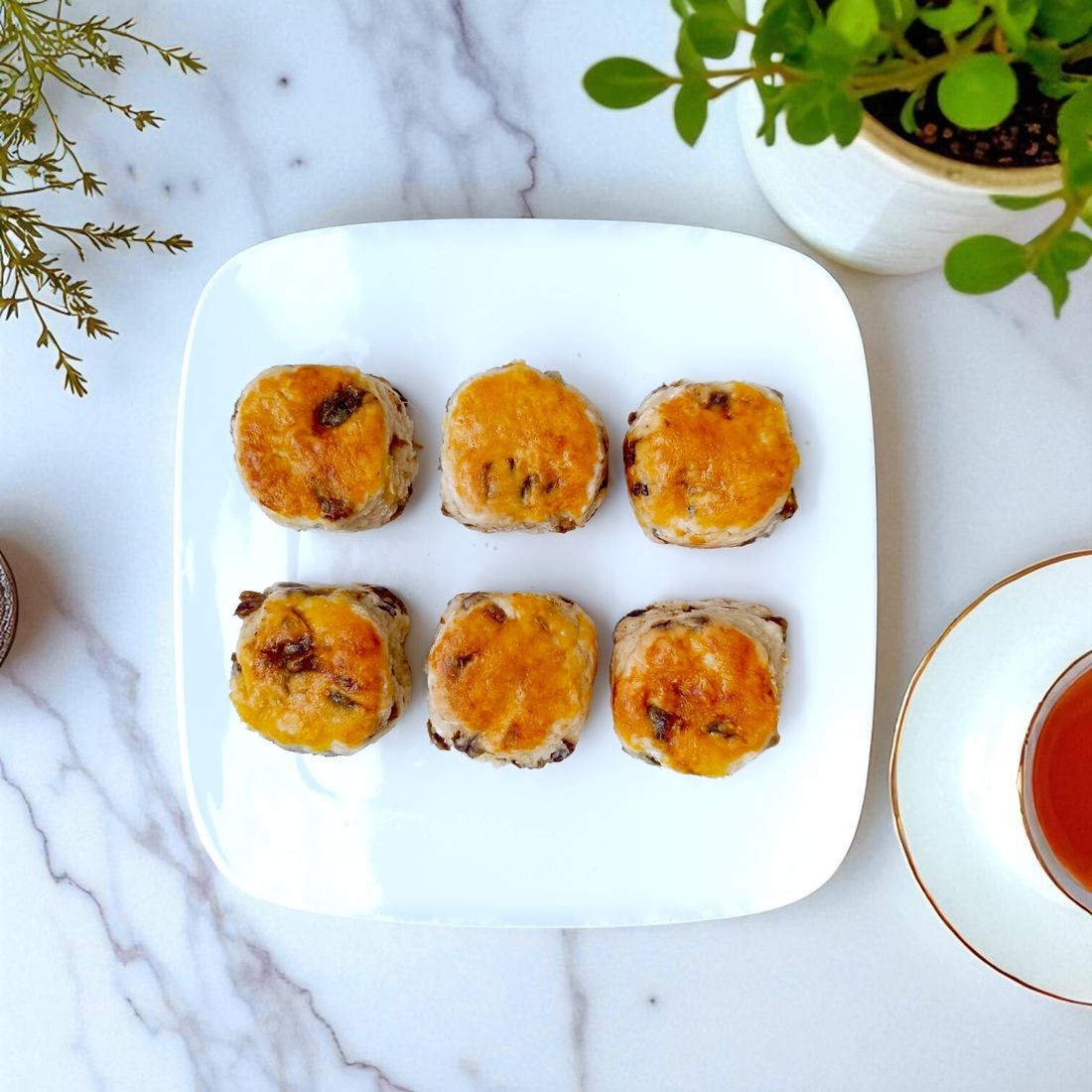 Madge's Date Scones thumbnail 2
