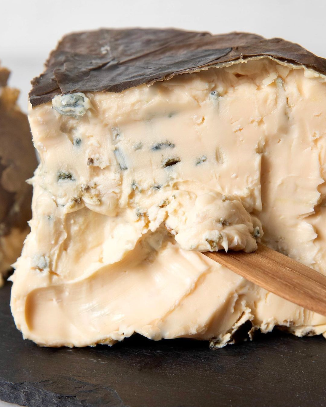 Rogue River Blue Cheese thumbnail 2