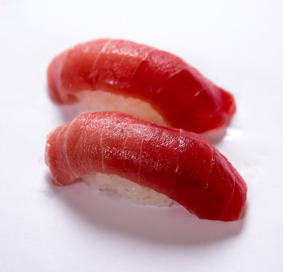Hon-Maguro Akami Saku from Malta (Bluefin Tuna Lean Meat Block) thumbnail 2