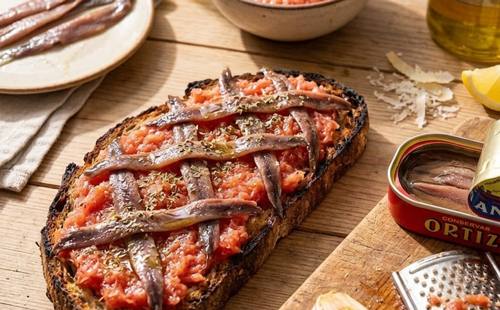 THE ULTIMATE CAESAR-STYLE "PAN CON TOMATE"